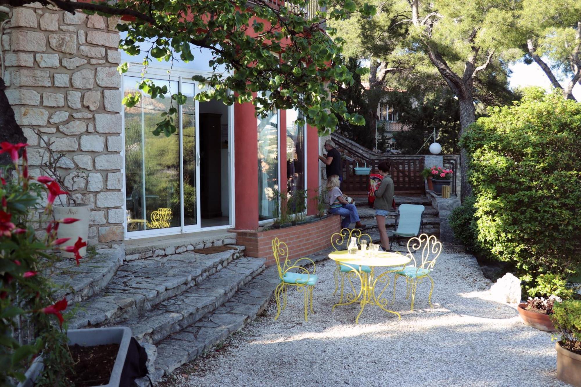 Appartements Avec Jardin Dans Villa Rocaille Cassis Exterior photo